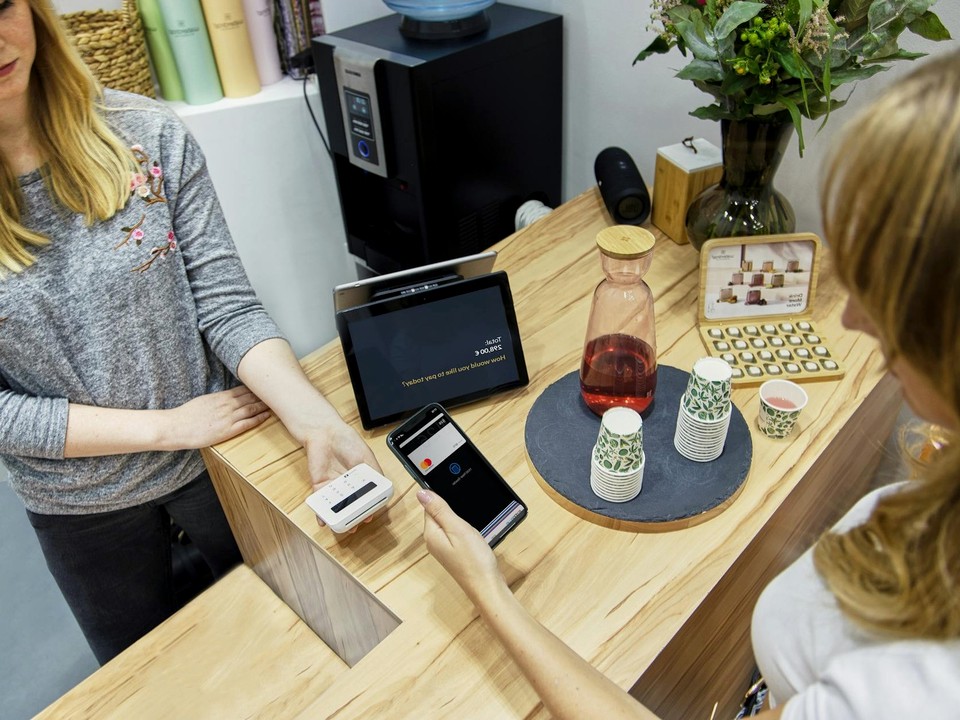 信用卡费率争议背后，小商户真正缺的是成本透明 - 深度阅读配图