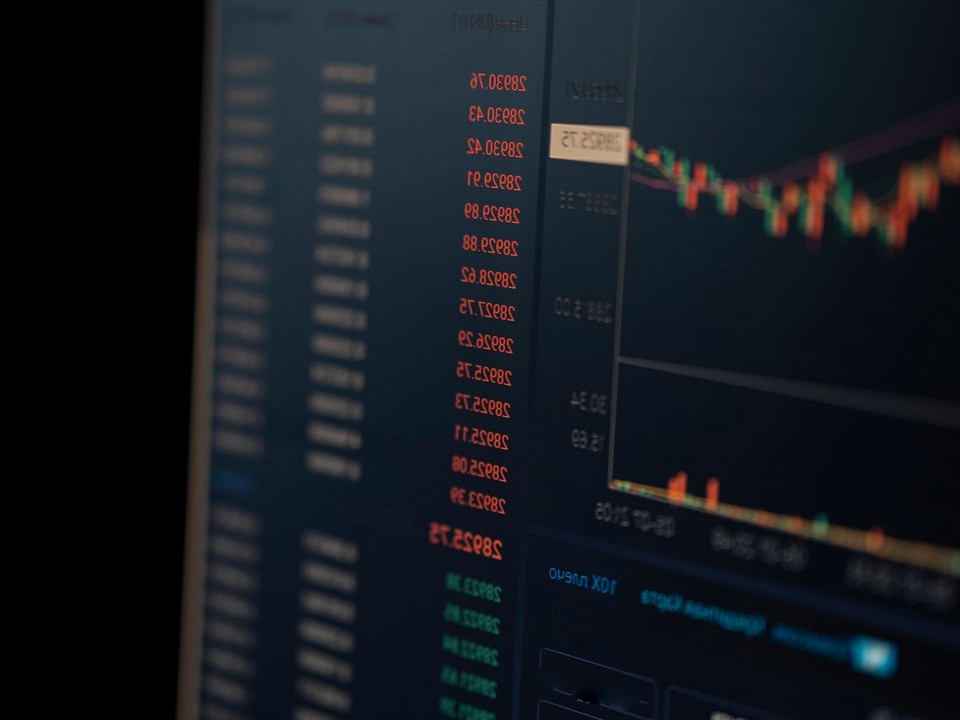 企业资金后台开始接入稳定币钱包 - 支付趋势分析与金融科技运营场景配图