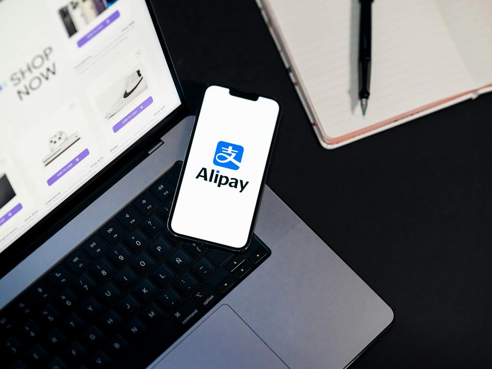 AI agent 开始把清算问题推到台前 - 深度阅读配图